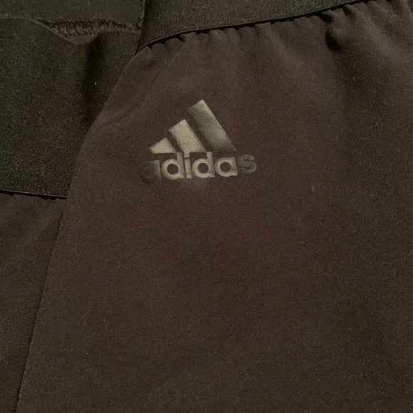Adidas exercise shorts EUC - Picture 3 of 3